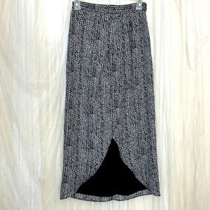 ⭐️ Valette high low faux wrap tulip skirt built-in slip side zipper women 2